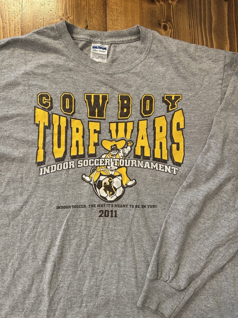 Vintage Cowboy Turf Wars 2011 Indoor Soccer Tournament Medium Vtg y2k Tee Shirt